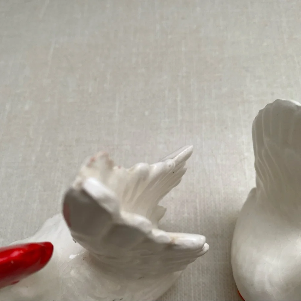 Vintage Japan Rooster Hen Chicken Salt And Pepper Shakers‎ Set